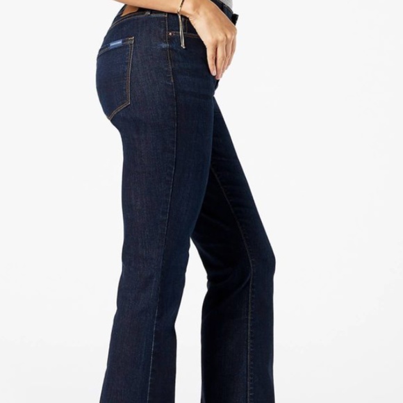 DENIZEN® from Levi's® Women's Mid-Rise Bootcut Jeans - Picture 1 of 6